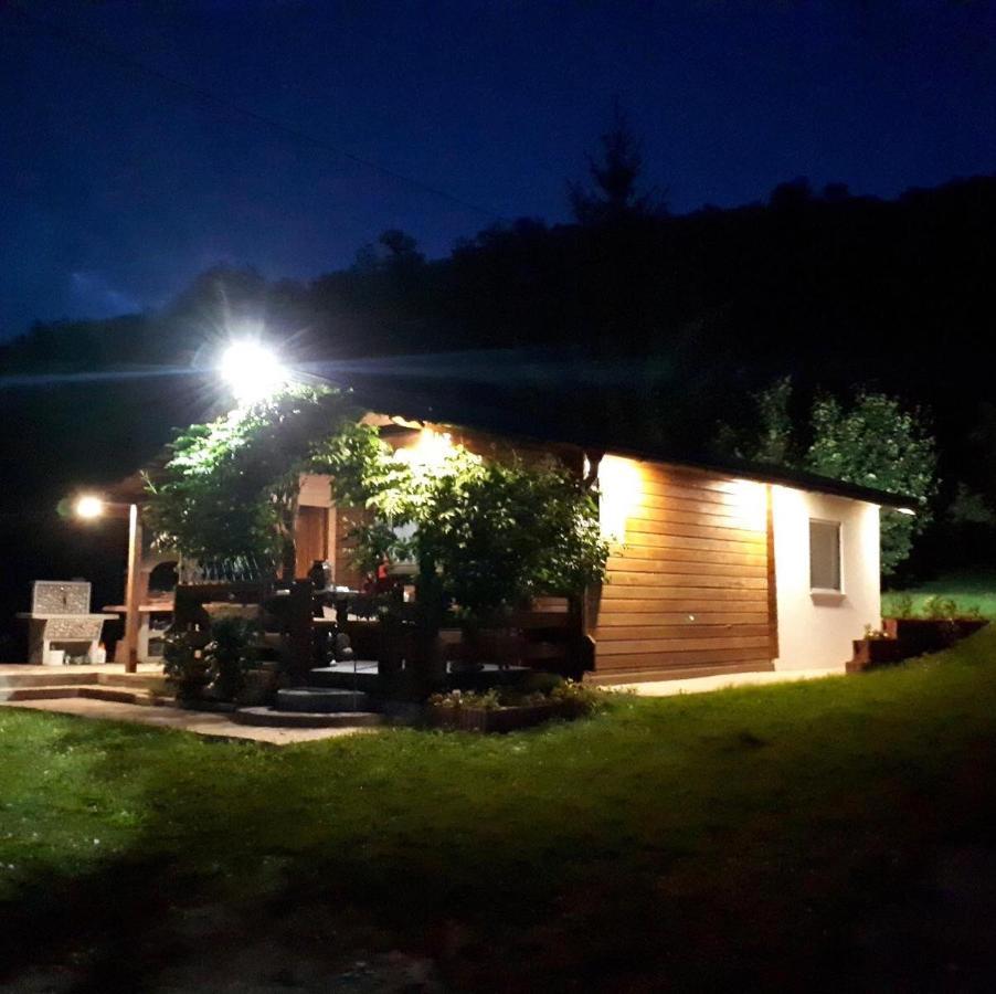 Studio Apartman Firdaus-Bihac, Dobrenica Bb Экстерьер фото